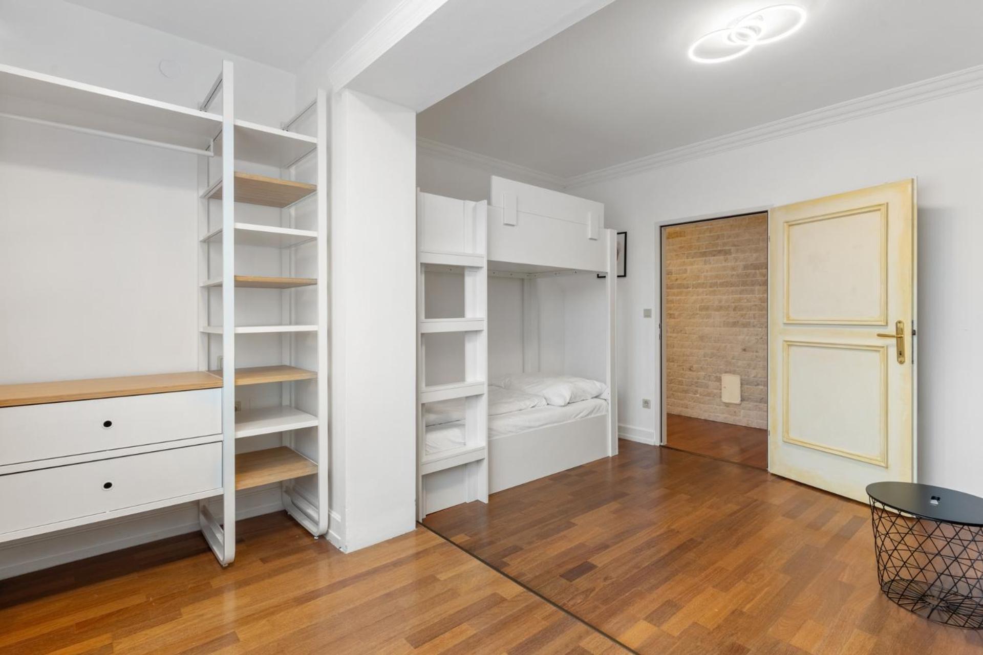 Grosses In Bester Lage Nahe Wien Apartment *