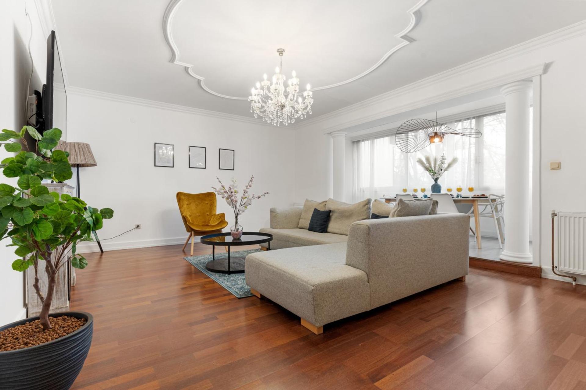 Grosses In Bester Lage Nahe Wien Apartment